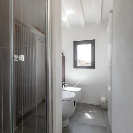 Bbcharme La Casa Sui Tetti