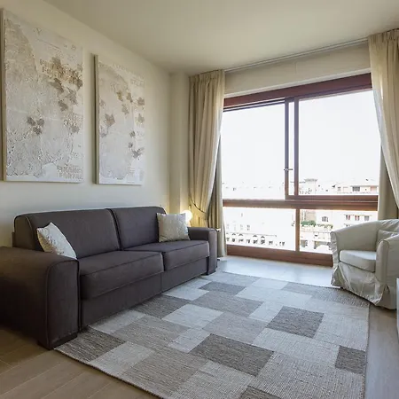 - Ponte Vecchio Exclusive Florence