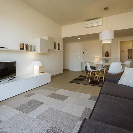 - Ponte Vecchio Exclusive Apartment