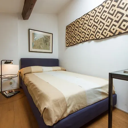 - Santo Spirito Charme Apartment