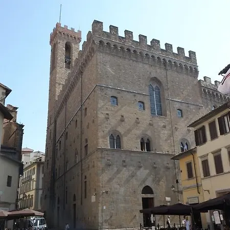 Lovely Bargello View Apartment Florence