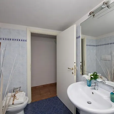 A Due Passi Dall'accademia Apartman