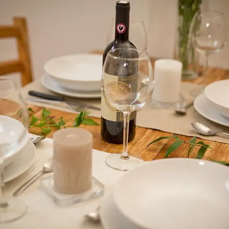 A Due Passi Dall'accademia Apartman