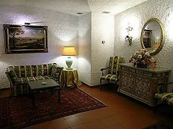 Hotel Bettoja Relais Certosa 4*