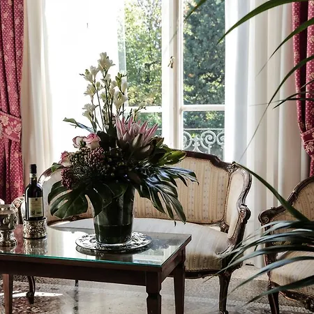 Liana Hotel Florence