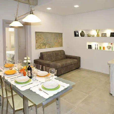 Apartment Ognissanti 67 Florence