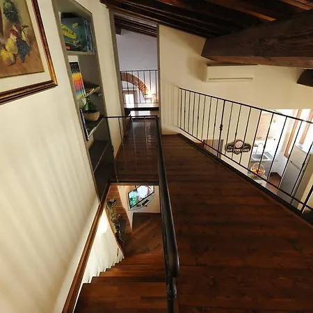 Apartment Acacia Salvia-rosmarino Florenz
