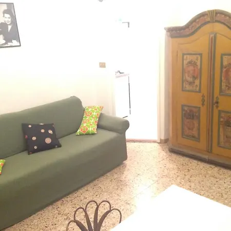 Prime Apartment *