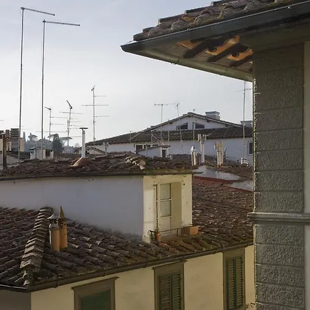 Apartment Grand Piano Florence
