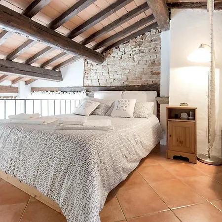 Lovely San Niccolo Apartment Florence