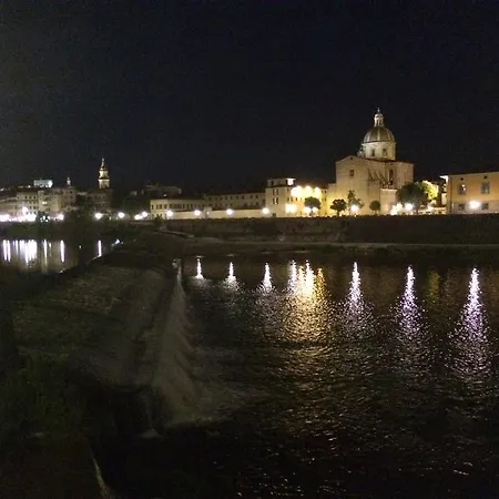Apartment San Frediano 39 Florence