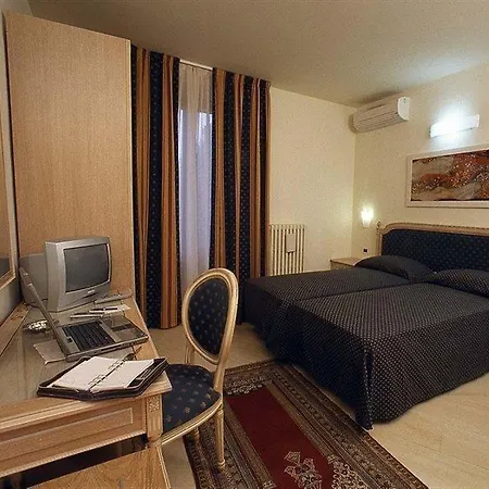 Anna's Hotel Florencia