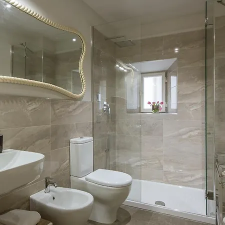 - Unique & Stylish Repubblica Apartment