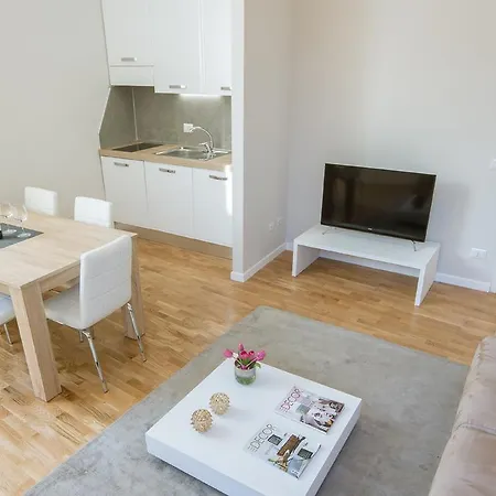 - Unique & Stylish Repubblica Apartment *