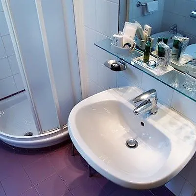 Meridiana Hotel 3*