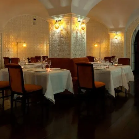 Hotel Cora