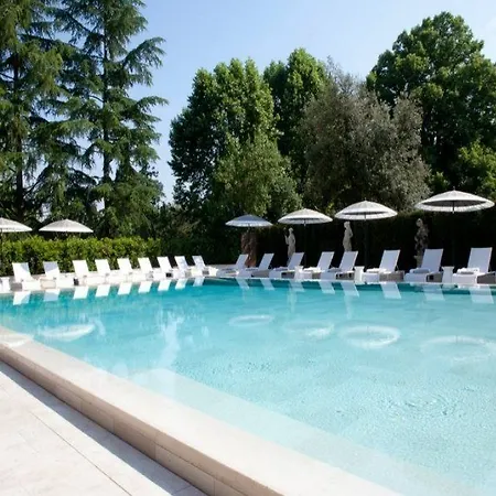 Hotel Cora 5*