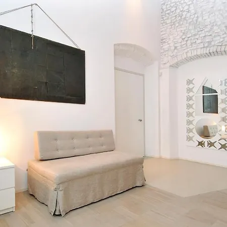 Aparthotel Aruch 2*