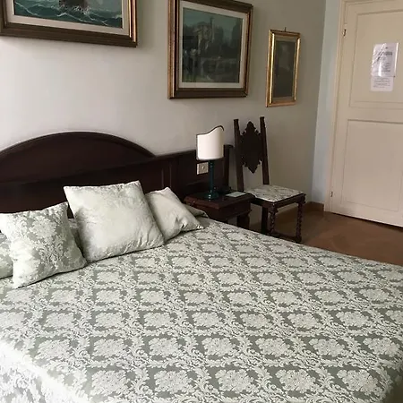 Antica Torre Bed & Breakfast Florence