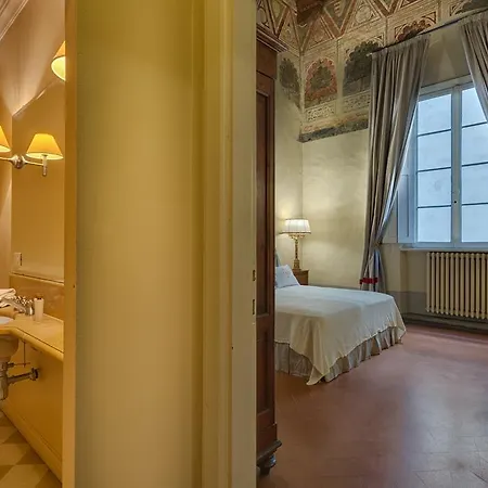 Family Palazzo Salviati Apartment