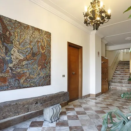 Cellini 25 Appartamento *