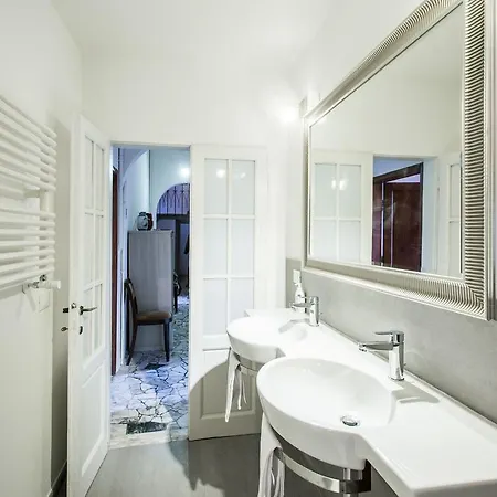 Acacia Villa