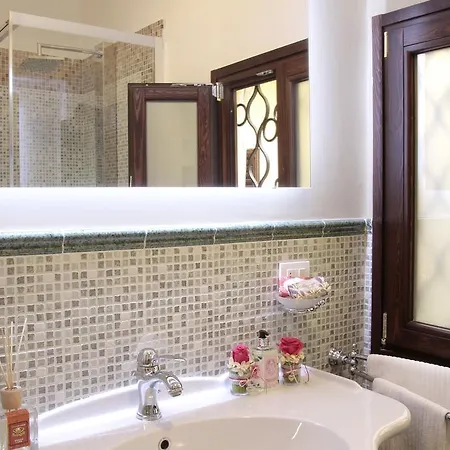 Cathedral View Apartment *