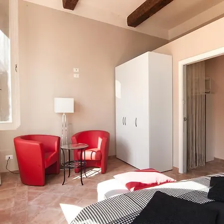 San Lorenzo Palace Apartment *