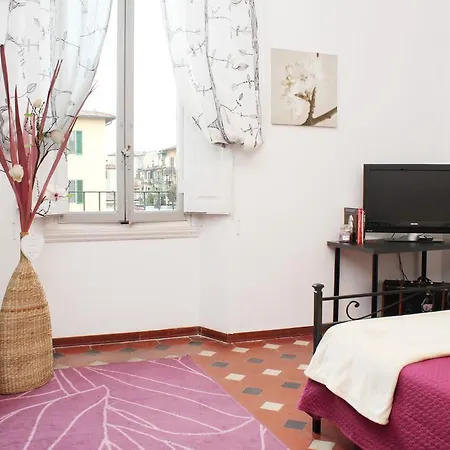 Dante Apartment
