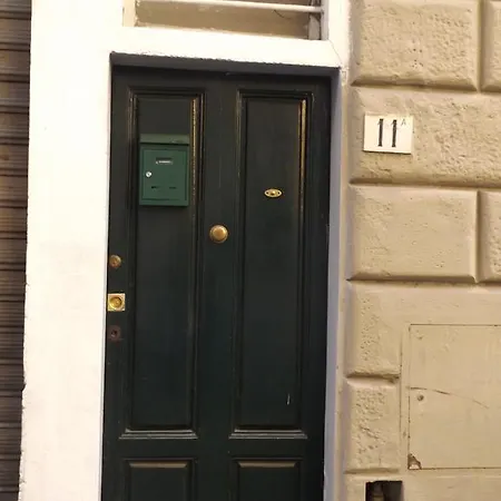Central Flat Apartment
