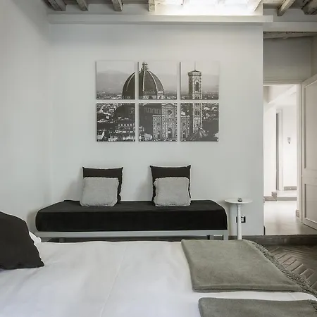 - Floroom Sole Apartment *