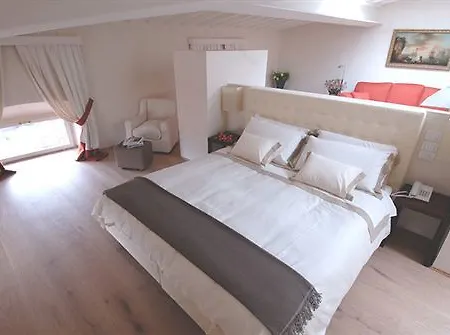 D'epoca In Palace Bed & Breakfast