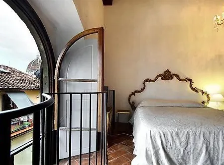 Palazzo Tolomei - Residenza D'epoca 3* Florence