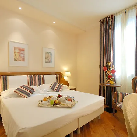 Hotel Laurus Al Duomo