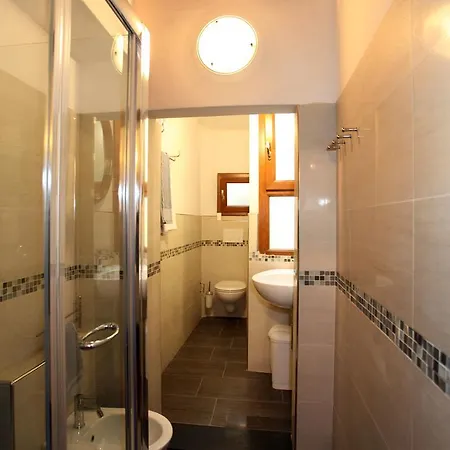 Pontevecchio Apartment Florence