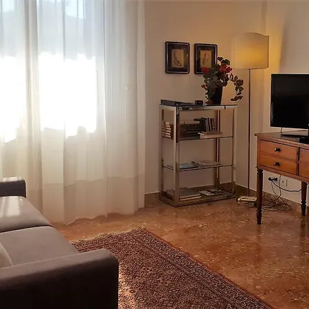 Medardo Rosso Apartment