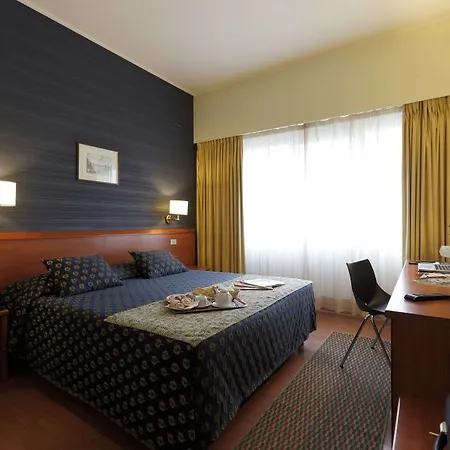 Western Chc Hotel
