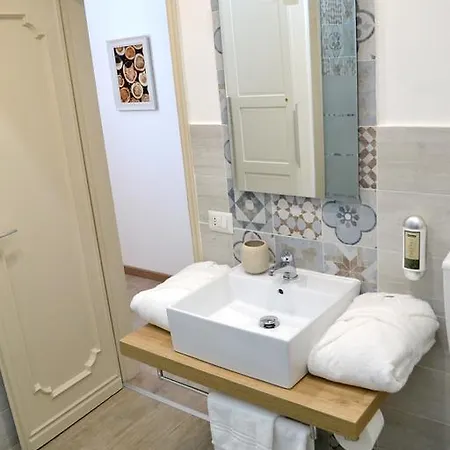 Piccolo Borgo Antico Affittacamere Firenze