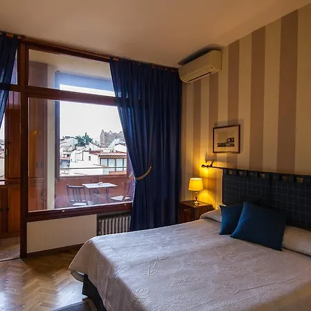 A Teatro 3* Florence
