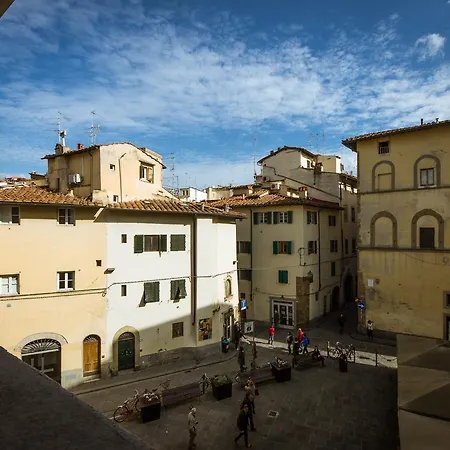 Florence-floroom Pavone *