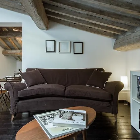 Florence-floroom Pavone