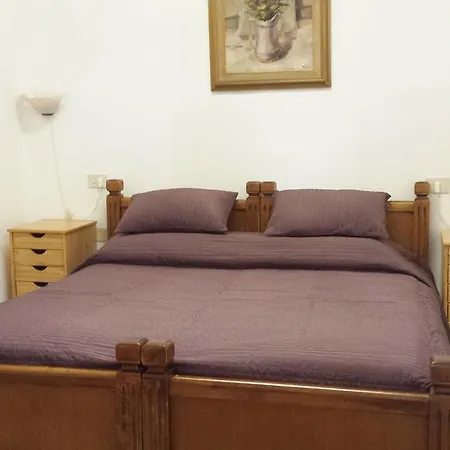 Hotell 2000 2*