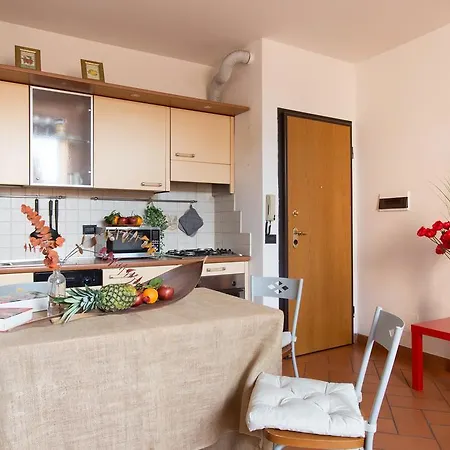 San Frediano Holidays Apartment *