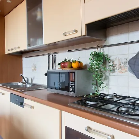 San Frediano Holidays Apartment *