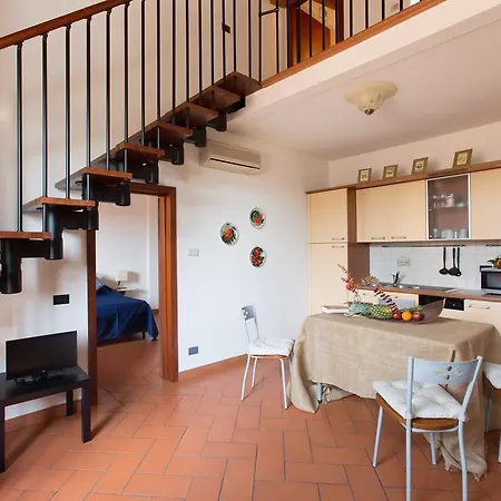 San Frediano Holidays * Florence