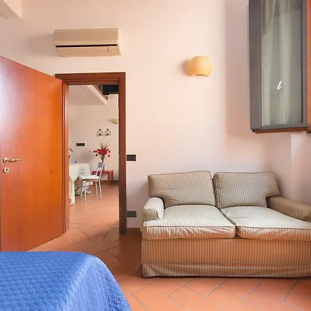 San Frediano Holidays Appartamento *
