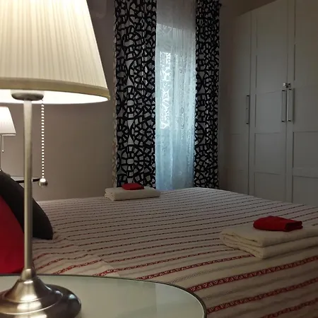 Apartment Casa Grazia-near Smn Station