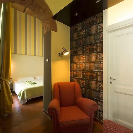 De La Pace, Sure Collection By Western 4*