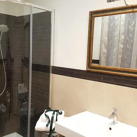 Eros Apartment
