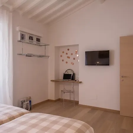 Apartment Casa Elena Florence